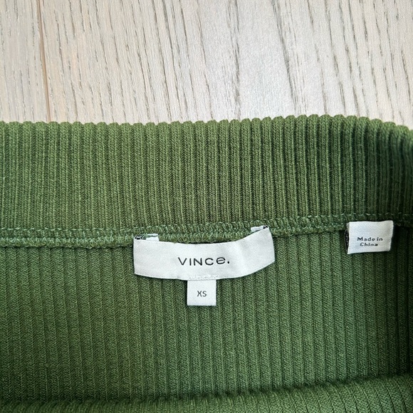 NWOT Vince Ribbed Midi Skirt - size xs - Picture 4 of 5